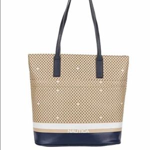 SOLD! Nautica Cast Your Nets Zip Tote